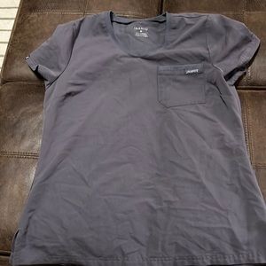 Women’s Jaanuu scrub top